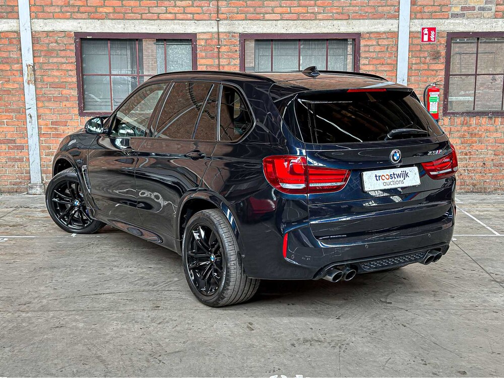 BMW X5M 4.4 V8 M-Sport F85 576pk 2015