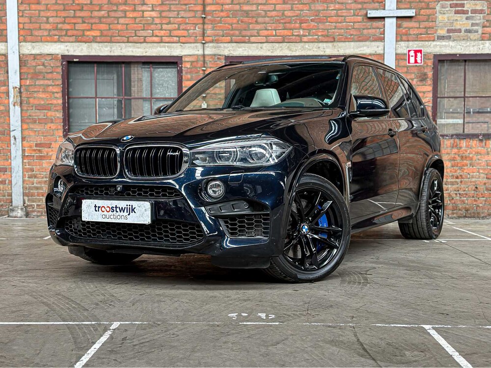 BMW X5M 4.4 V8 M-Sport F85 576pk 2015