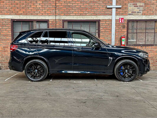 BMW X5M 4.4 V8 M-Sport F85 576pk 2015