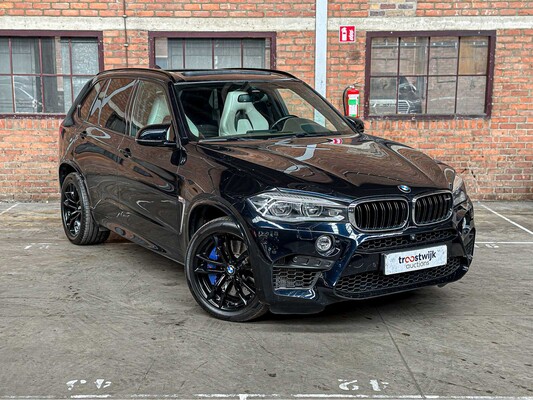 BMW X5M 4.4 V8 M-Sport F85 576pk 2015