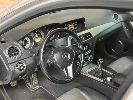 Mercedes-Benz C180 CDI Business Class Avantgarde 120pk 2013 C-klasse, 20-ZVX-8