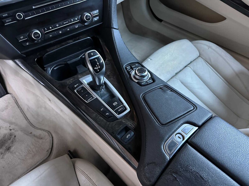 BMW 650i Cabriolet 4.4 V8 F12 M-Sport 445pk 2013 6-serie