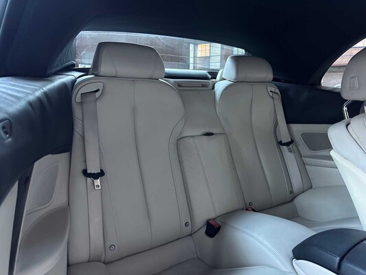 BMW 650i Cabriolet 4.4 V8 F12 M-Sport 445pk 2013 6-serie