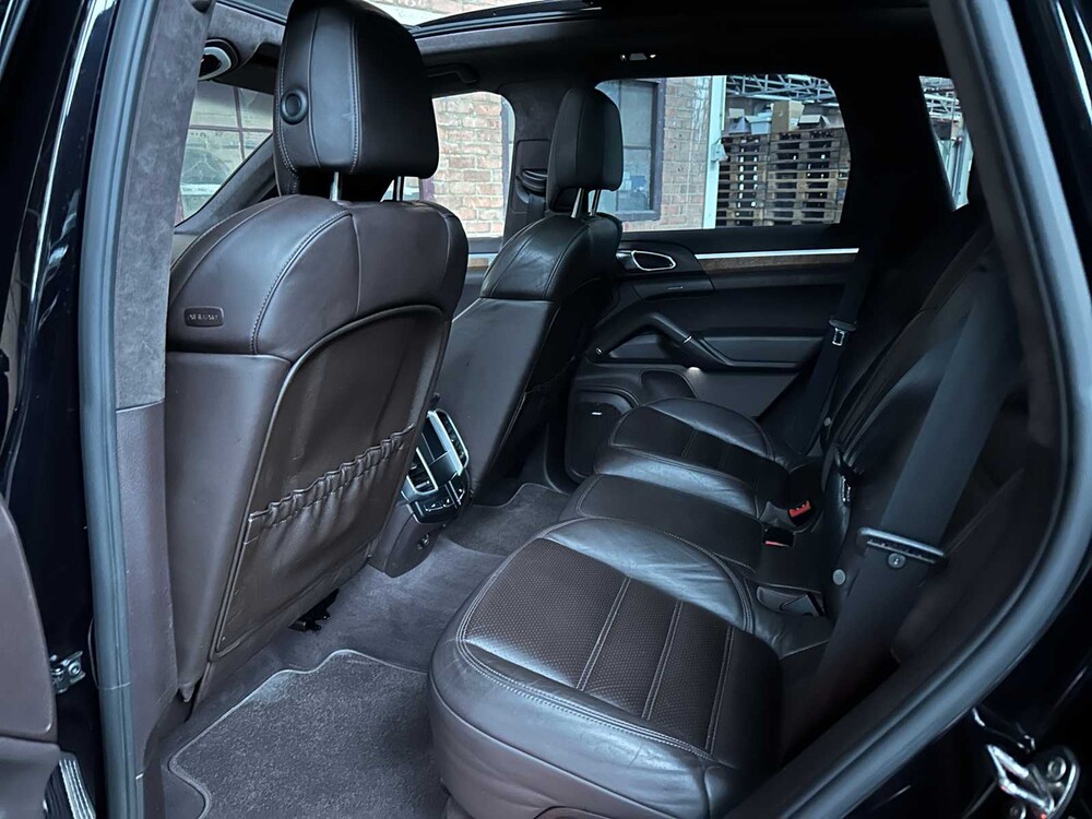 Porsche Cayenne Turbo 4.8 V8 500pk 2011, TB-959-G
