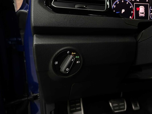 Volkswagen T-Roc R 2.0 TSI 4Motion -AKRAPOVIC- 300pk 2020