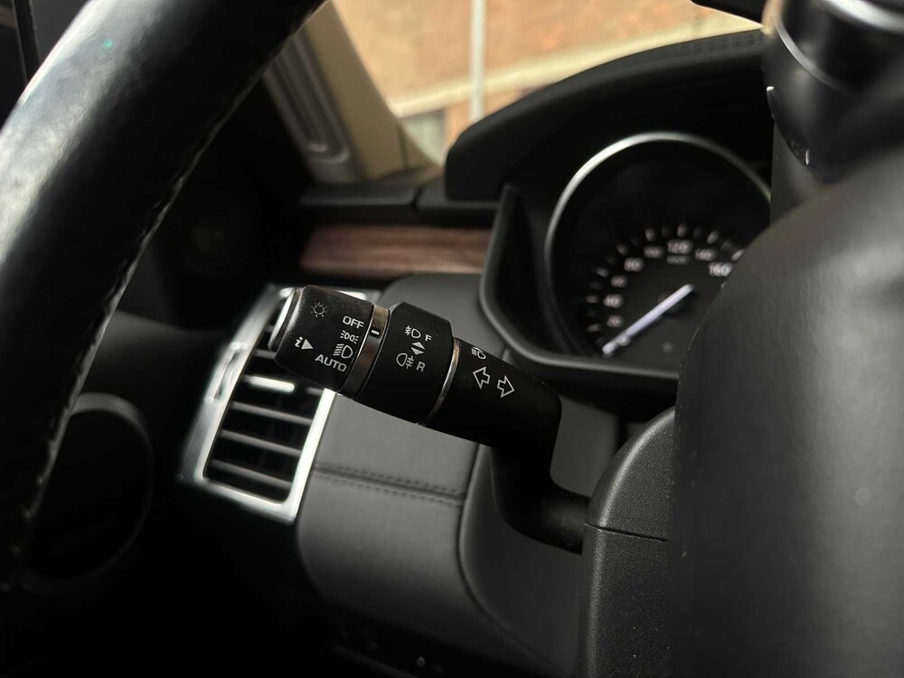 Land Rover Discovery 3.0 Td6 First Edition 7p. 258hp 2017, NT-499-K