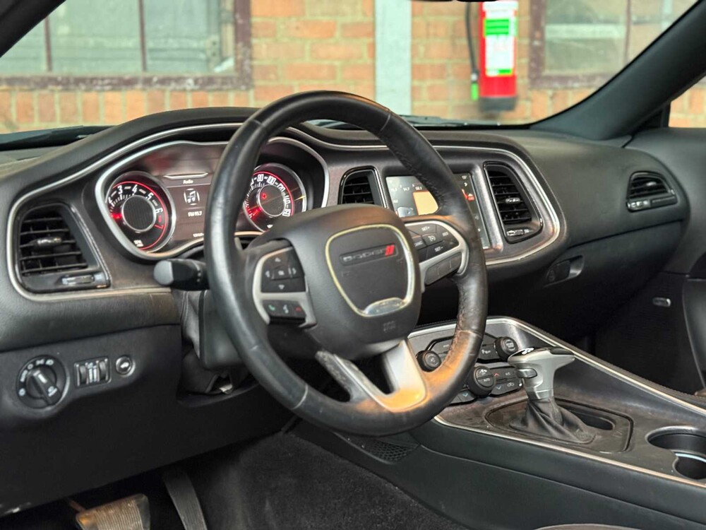 Dodge Challenger SXT PLUS 3.6 V6 305PS 2015