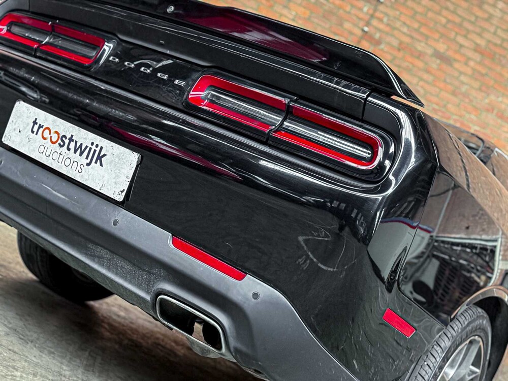 Dodge Challenger SXT PLUS 3.6 V6 305PS 2015