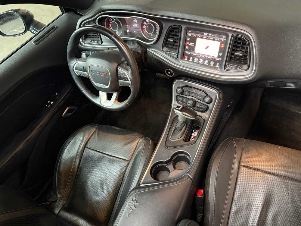 Dodge Challenger SXT PLUS 3.6 V6 305PS 2015