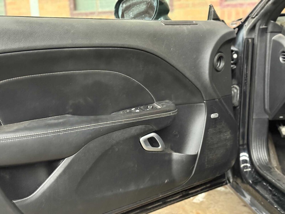 Dodge Challenger SXT PLUS 3.6 V6 305PS 2015