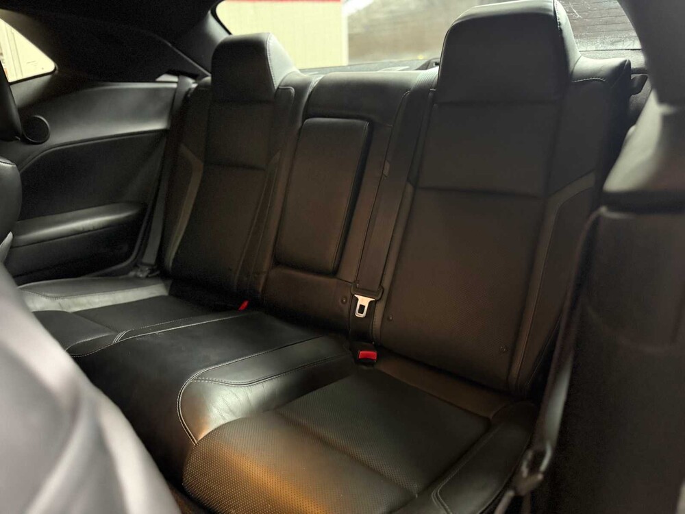 Dodge Challenger SXT PLUS 3.6 V6 305PS 2015