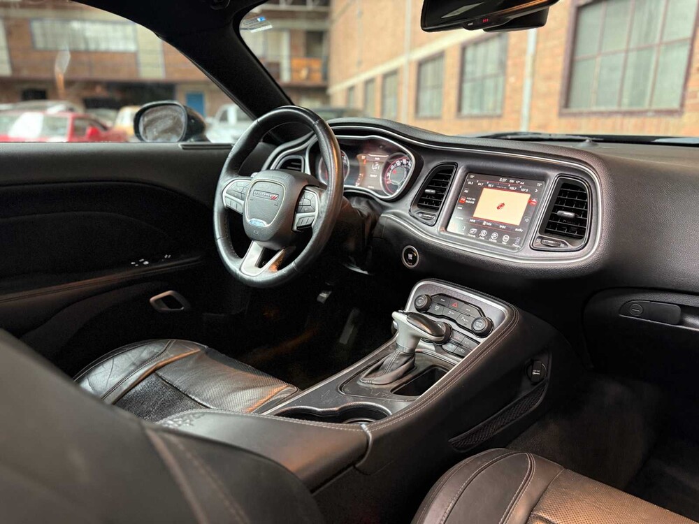 Dodge Challenger SXT PLUS 3.6 V6 305PS 2015