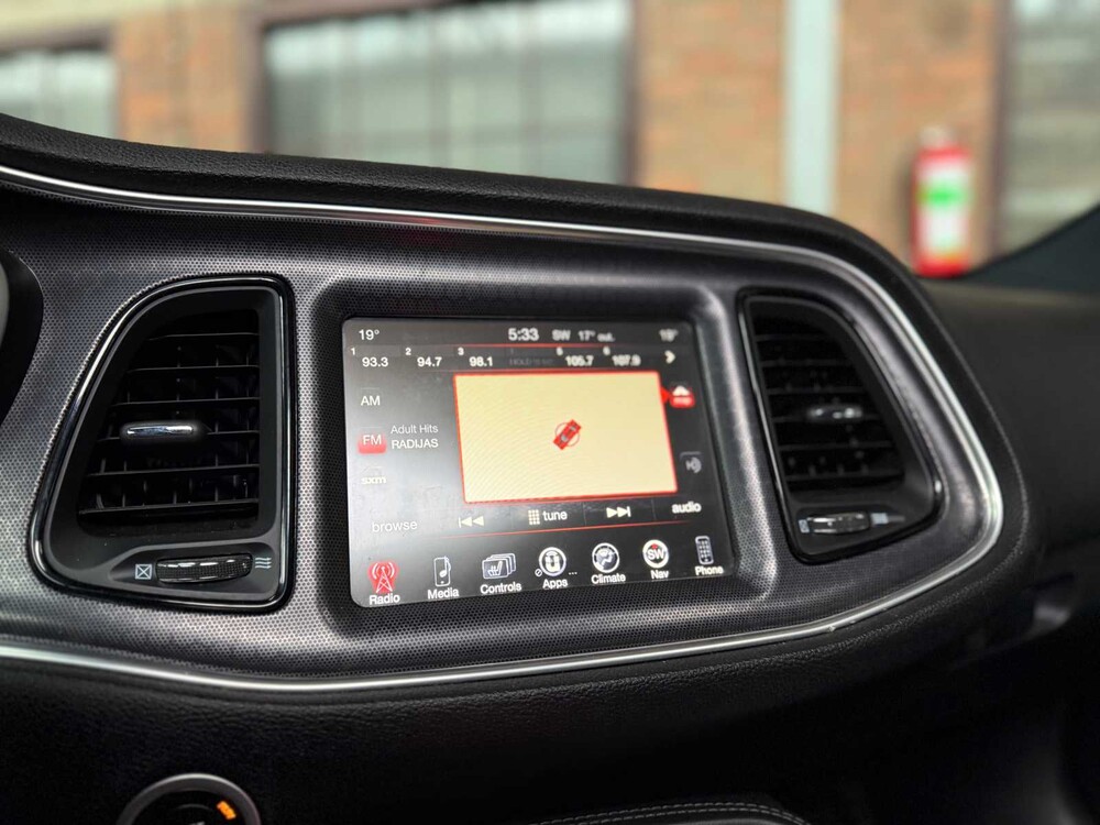 Dodge Challenger SXT PLUS 3.6 V6 305PS 2015