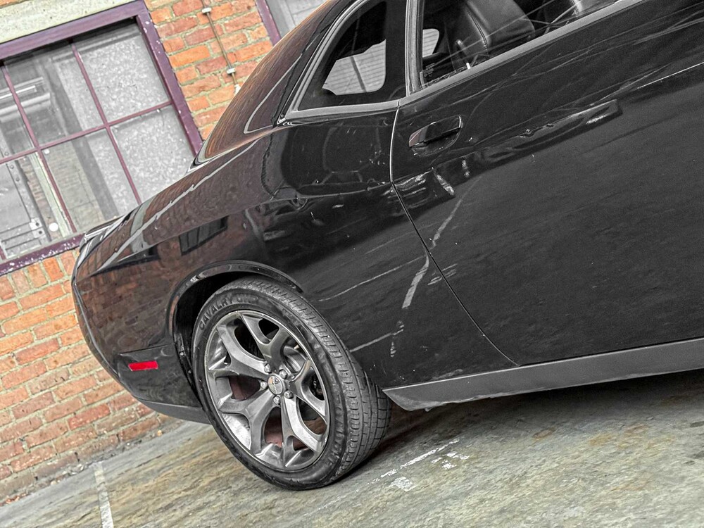 Dodge Challenger SXT PLUS 3.6 V6 305PS 2015