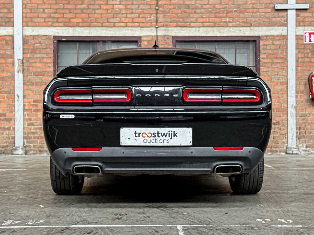 Dodge Challenger SXT PLUS 3.6 V6 305PS 2015