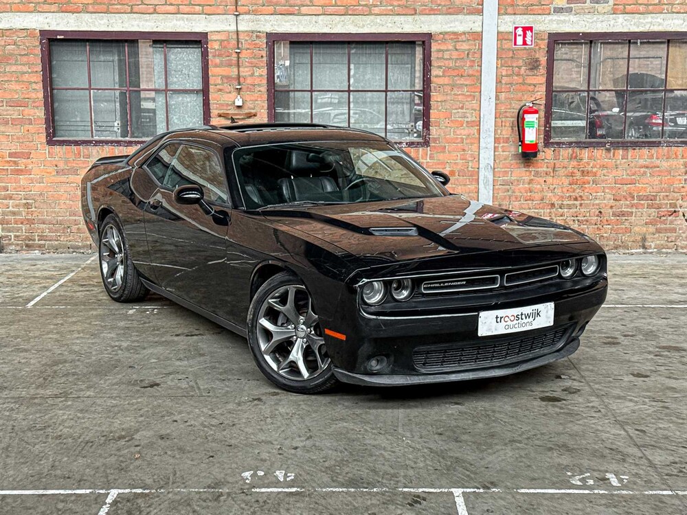 Dodge Challenger SXT PLUS 3.6 V6 305PS 2015