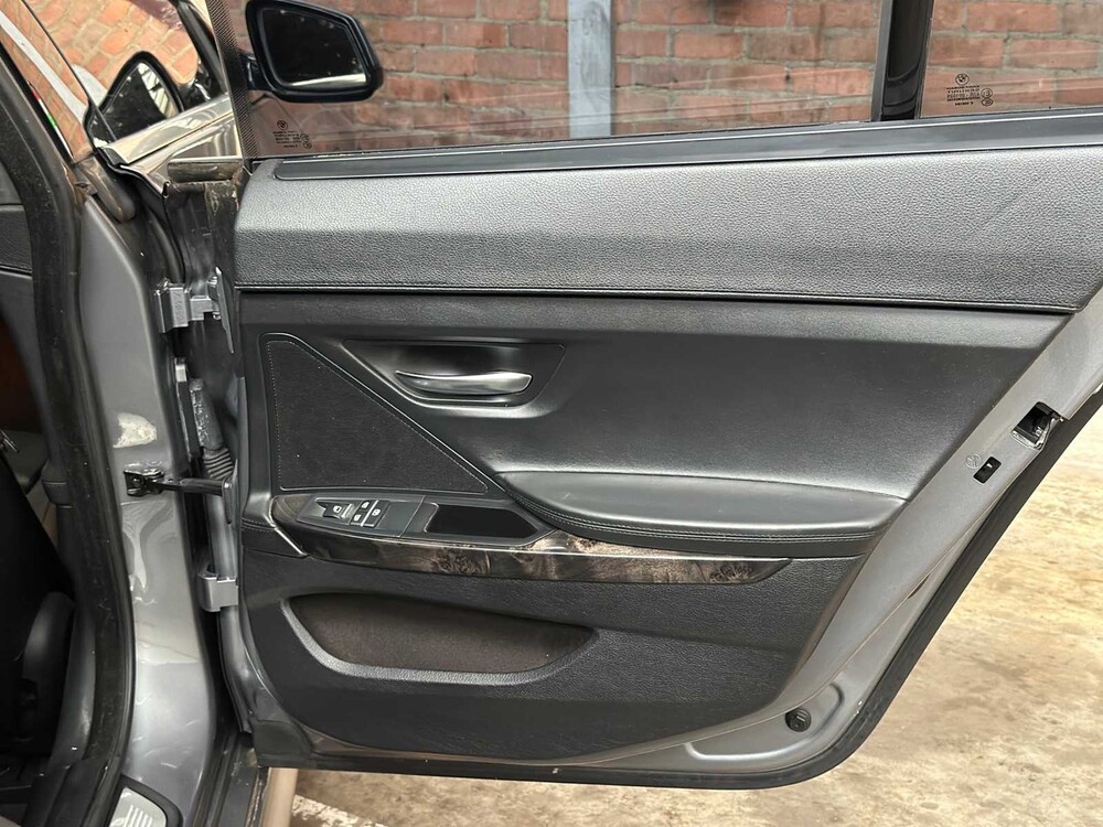 BMW 650i High Executive M-Sport F06 4.4 V8 6er Gran Coupé 450PS 2013