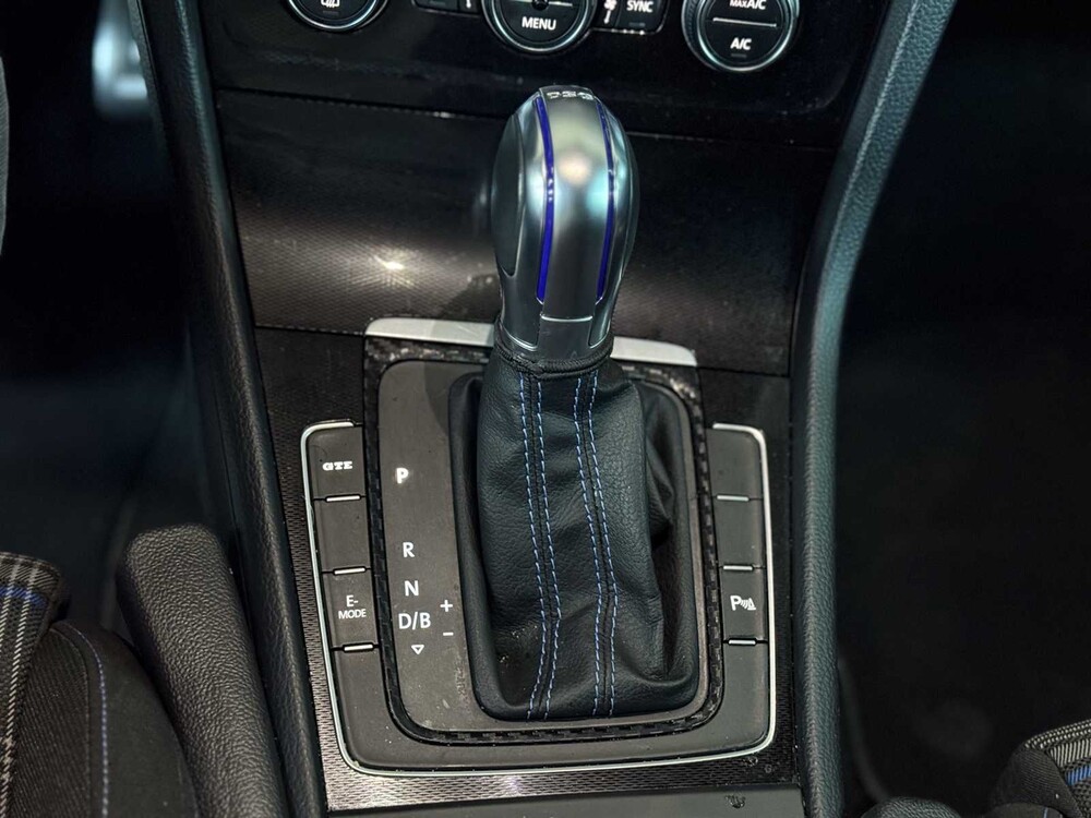 Volkswagen Golf GTE 1.4 TSI 150pk 2015, HH-798-L