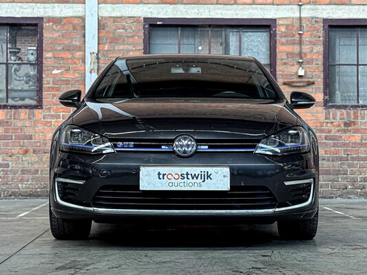 Volkswagen Golf GTE 1.4 TSI 150pk 2015, HH-798-L