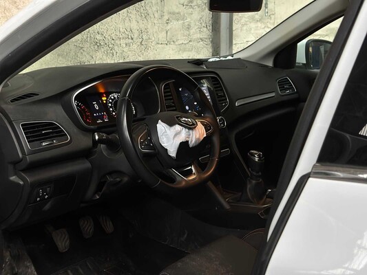 Renault Mégane Estate 1.0 TCe Zen 114pk 2022, R-036-XN