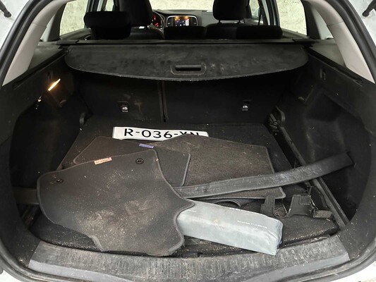 Renault Mégane Estate 1.0 TCe Zen 114pk 2022, R-036-XN