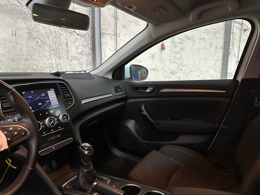 Renault Mégane Estate 1.0 TCe Zen 114pk 2022, R-036-XN