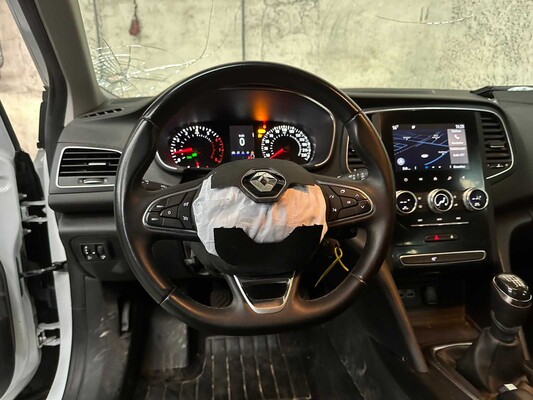 Renault Mégane Estate 1.0 TCe Zen 114pk 2022, R-036-XN