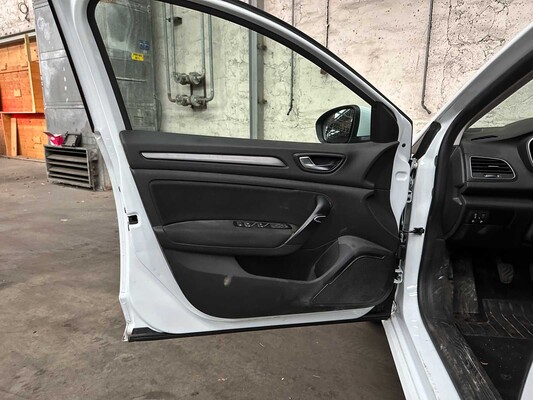 Renault Mégane Estate 1.0 TCe Zen 114pk 2022, R-036-XN