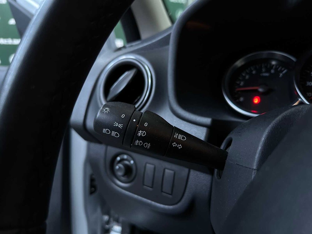 Dacia Sandero 0.9 TCe Laureate 73pk 2019, G-092-LP