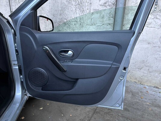 Dacia Sandero 0.9 TCe Laureate 73pk 2019, G-092-LP