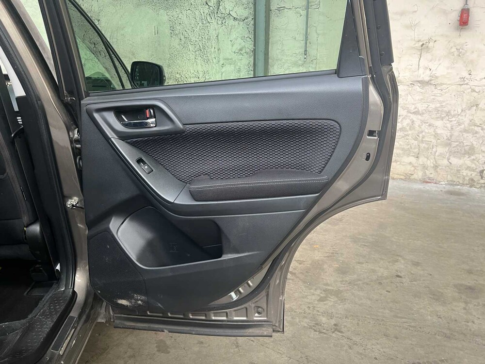 Subaru Forester 2.0 Luxury 150pk 2017, L-610-XL