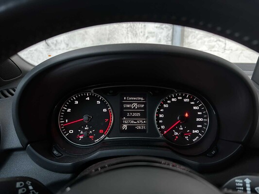 Audi A1 Sportback 1.4 TFSI S-line PDC 122pk 2013, 7-KFN-93