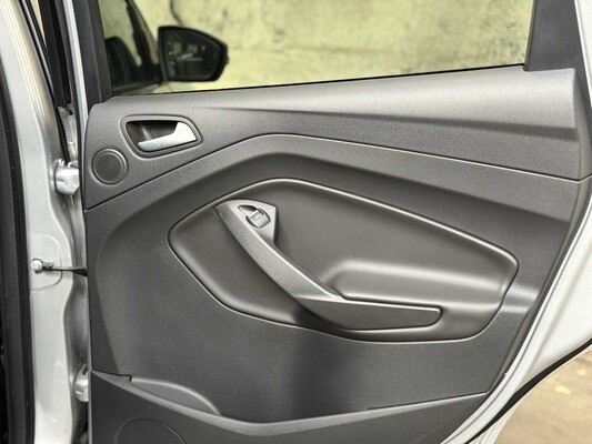 Ford Kuga 1.5 TDCi ST-Line 120pk 2018, SJ-597-N