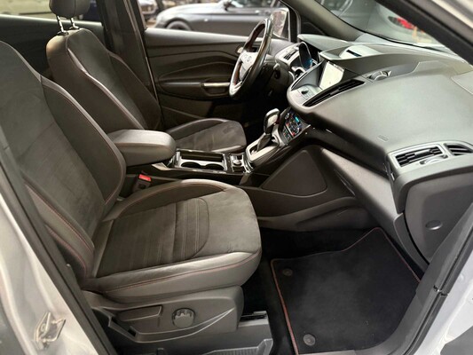 Ford Kuga 1.5 TDCi ST-Line 120pk 2018, SJ-597-N