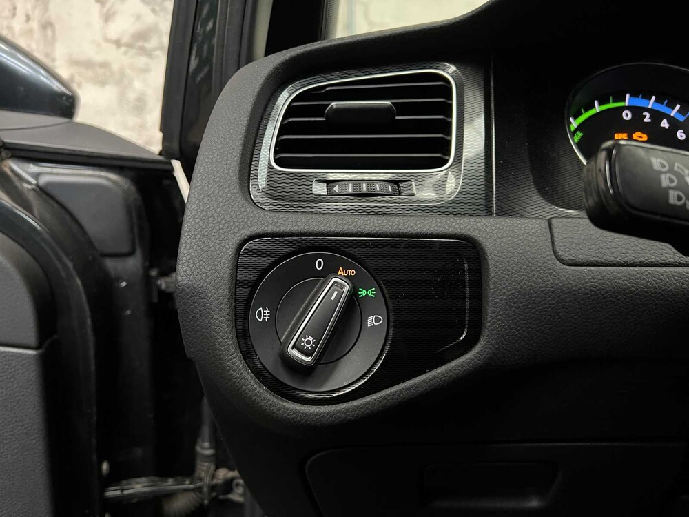 Volkswagen Golf GTE 1.4 TSI 150pk 2015, HB-972-G