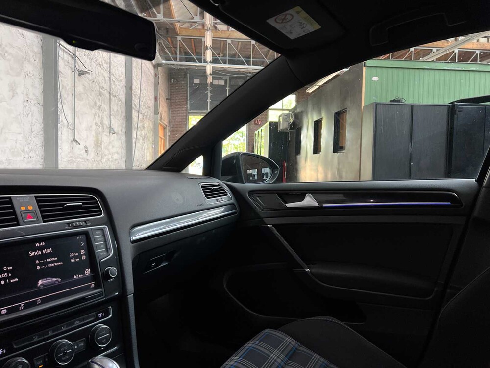 Volkswagen Golf GTE 1.4 TSI 150pk 2015, HB-972-G