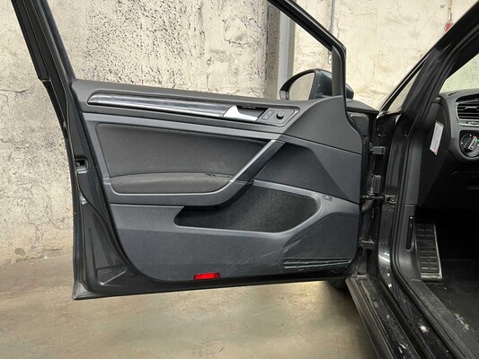 Volkswagen Golf GTE 1.4 TSI 150pk 2015, HB-972-G