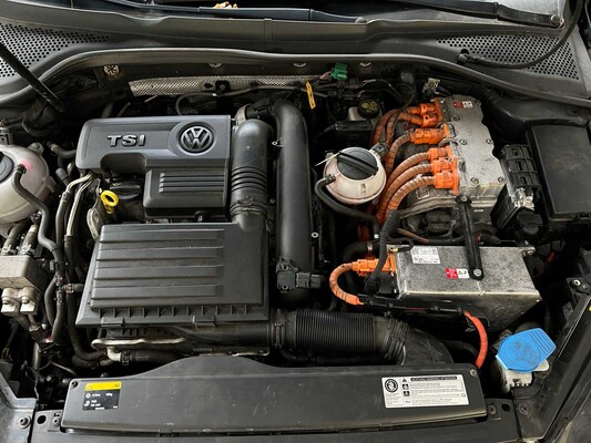 Volkswagen Golf GTE 1.4 TSI 150pk 2015, HB-972-G