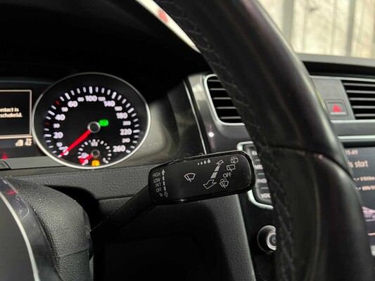 Volkswagen Golf GTE 1.4 TSI 150pk 2015, HB-972-G