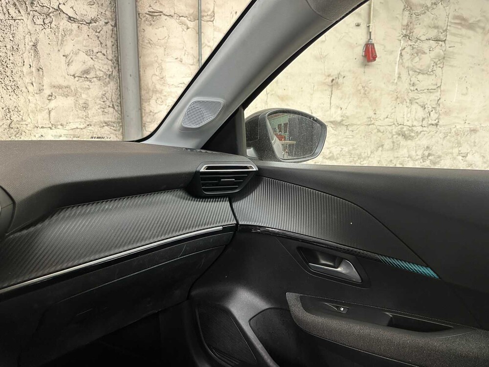 Peugeot 208 1.2 PureTech Style 75pk 2022, S-682-FJ