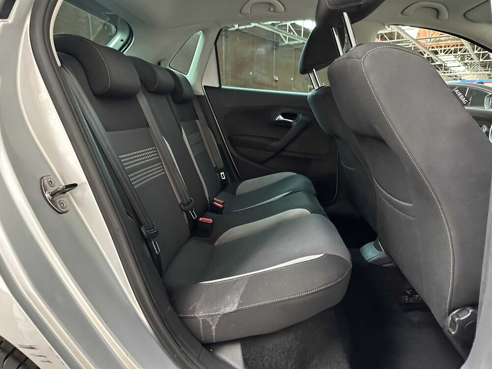 Volkswagen Polo 1.2-12V Bl.M. Comfl. 69pk 2013, R-886-HN