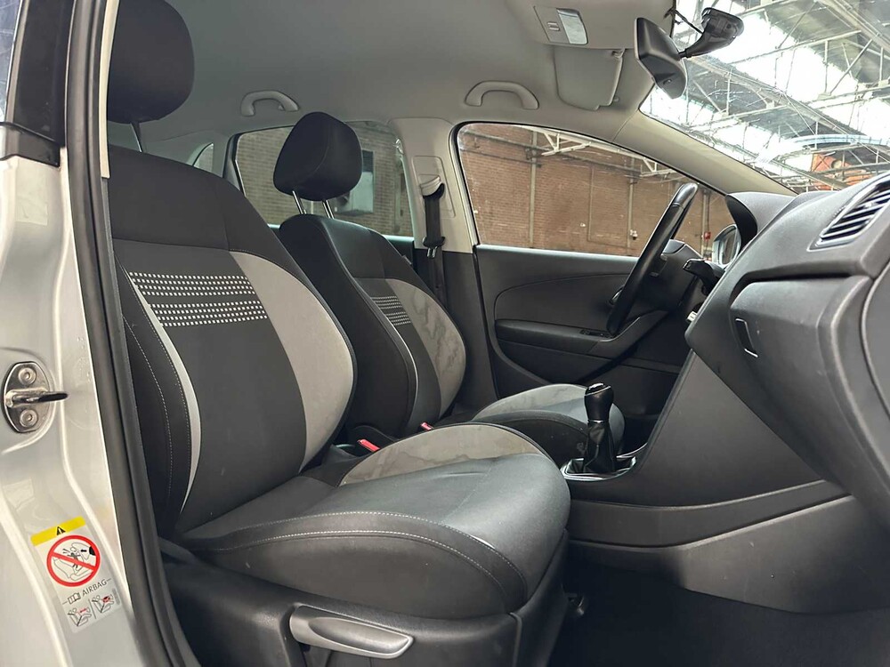 Volkswagen Polo 1.2-12V Bl.M. Comfl. 69pk 2013, R-886-HN