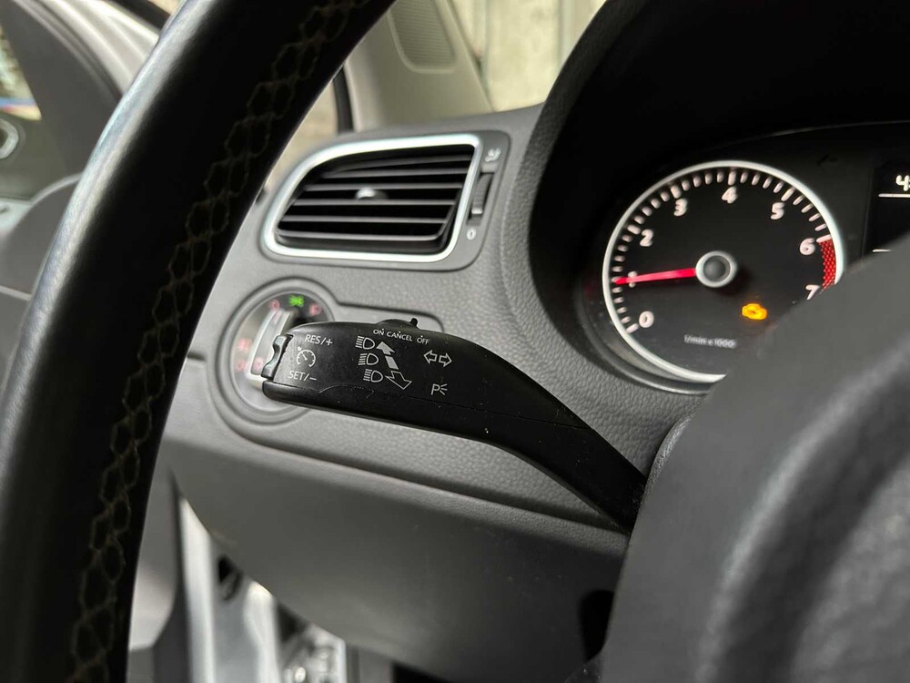 Volkswagen Polo 1.2-12V Bl.M. Comfl. 69pk 2013, R-886-HN