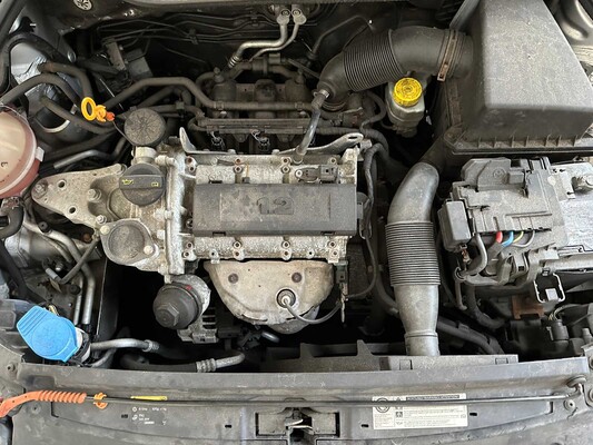 Volkswagen Polo 1.2-12V Bl.M. Comfl. 69pk 2013, R-886-HN