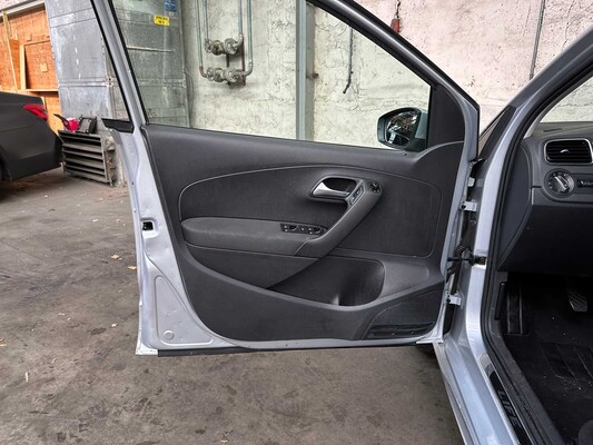 Volkswagen Polo 1.2-12V Bl.M. Comfl. 69pk 2013, R-886-HN