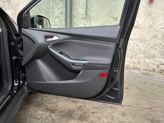 Ford Focus Wagon 1.0 EcoB. Edit. Plus 125pk 2014, 7-TLT-37