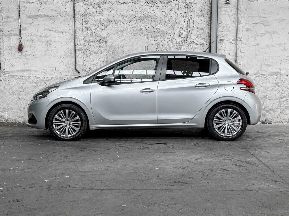 Peugeot 208 1.2 PureTech Allure 82pk 2017, RL-064-L