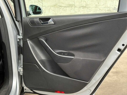 Volkswagen Passat Variant 2.0 FSI Comfortl.Bns 150pk 2007, 55-TZ-XV