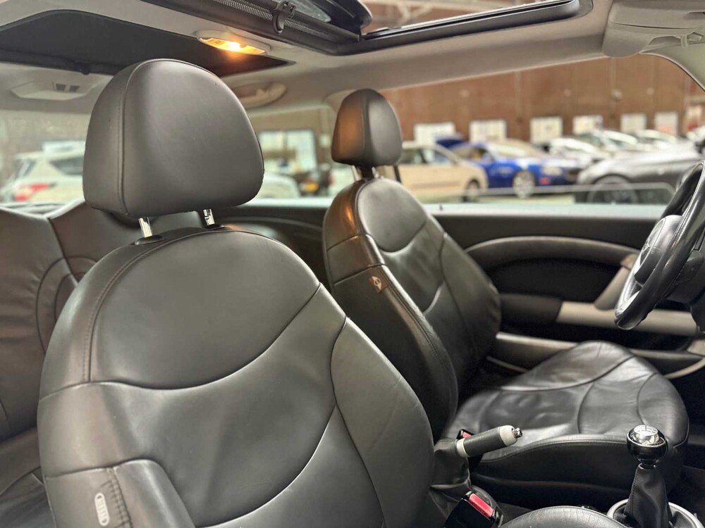 Mini Cooper S 1.6 163pk 2004, 22-XS-XK