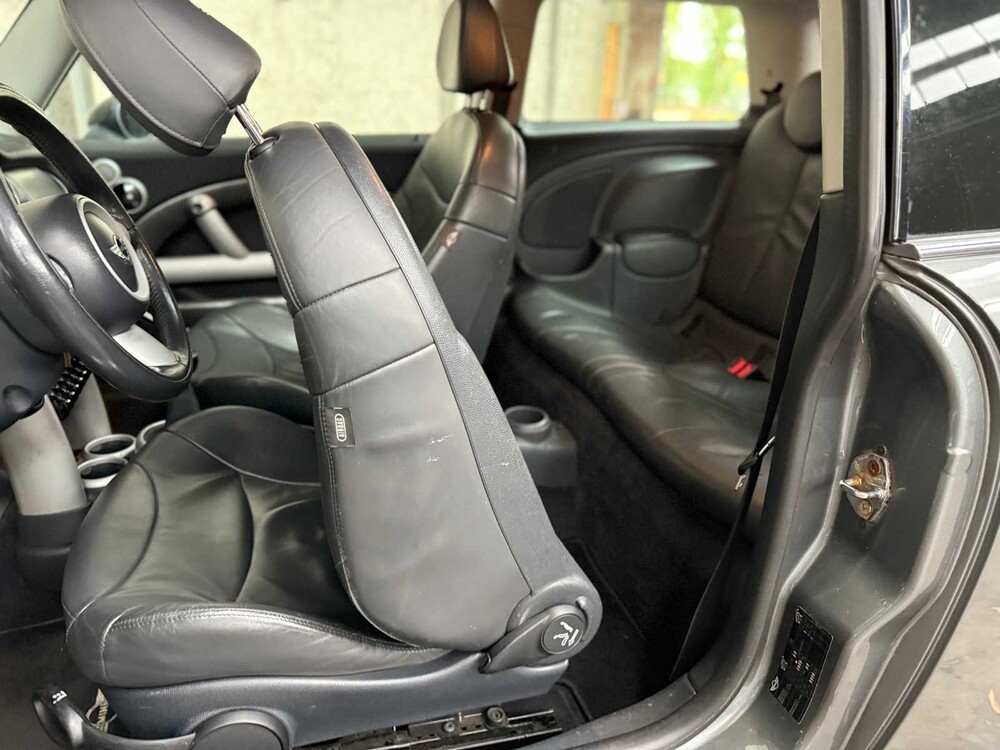 Mini Cooper S 1.6 163pk 2004, 22-XS-XK